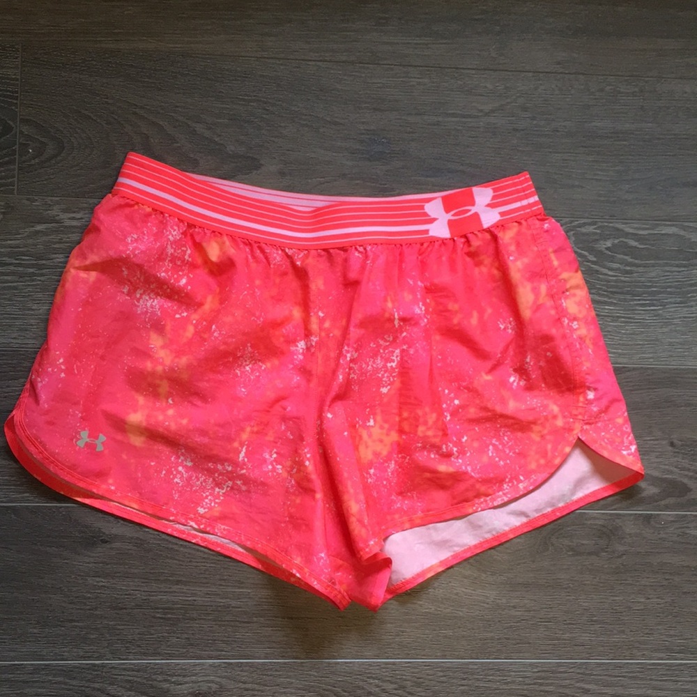 multicolored under armour shorts (never worn)